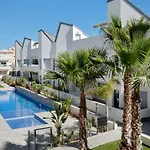 Amalia Eco Апартаменты Торевьиа